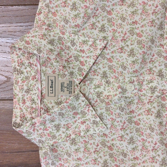 L.L. Bean Tops - L.L. Bean vintage floral button down shirt